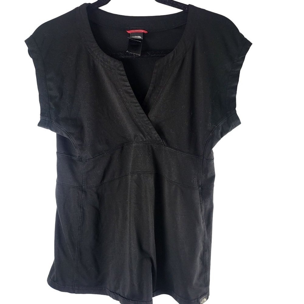 The North Face Top M Womens Vapor Wick Black‎ V Neck Cap Sleeve Pullover